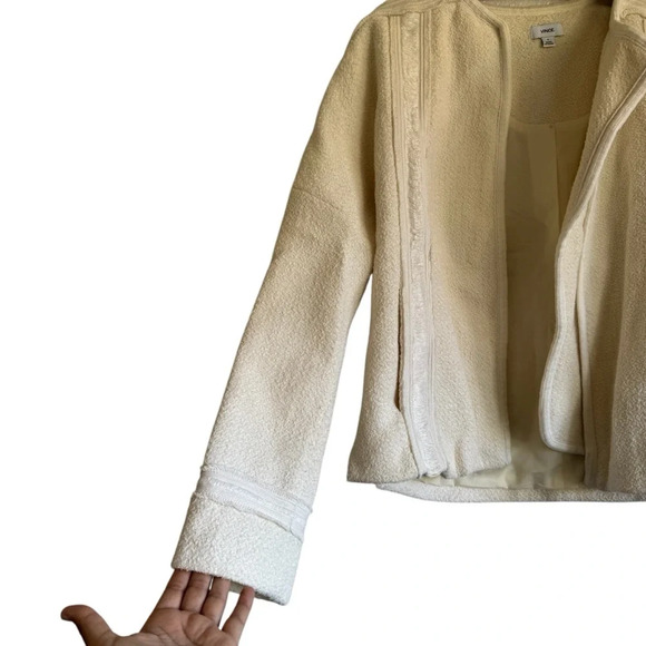 Vince Boucle Texture Drape  Front Cardigan Sweater Jacket Size 6 Boho Minimalist - Picture 2 of 10